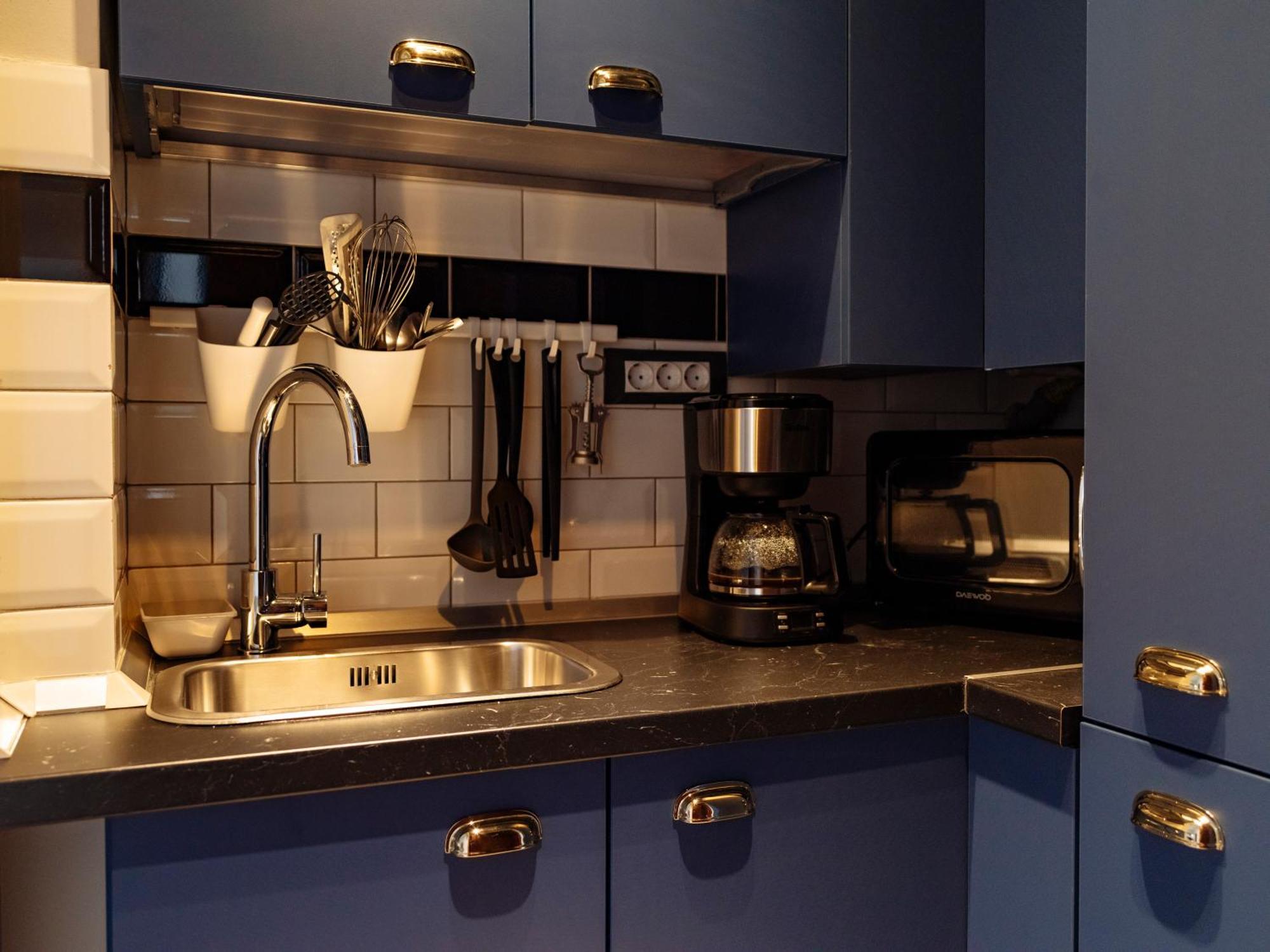Petite Maison Sur Le Boulevard บูคาเรสต์ ภายนอก รูปภาพ